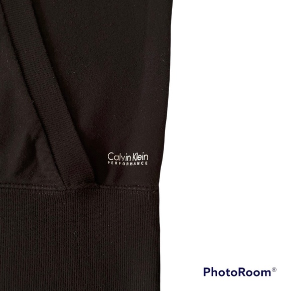 #12 Calvin Klein Performance Edgy Black Hoodie Front Pocket Relaxed Fit Top - Picture 7 of 8